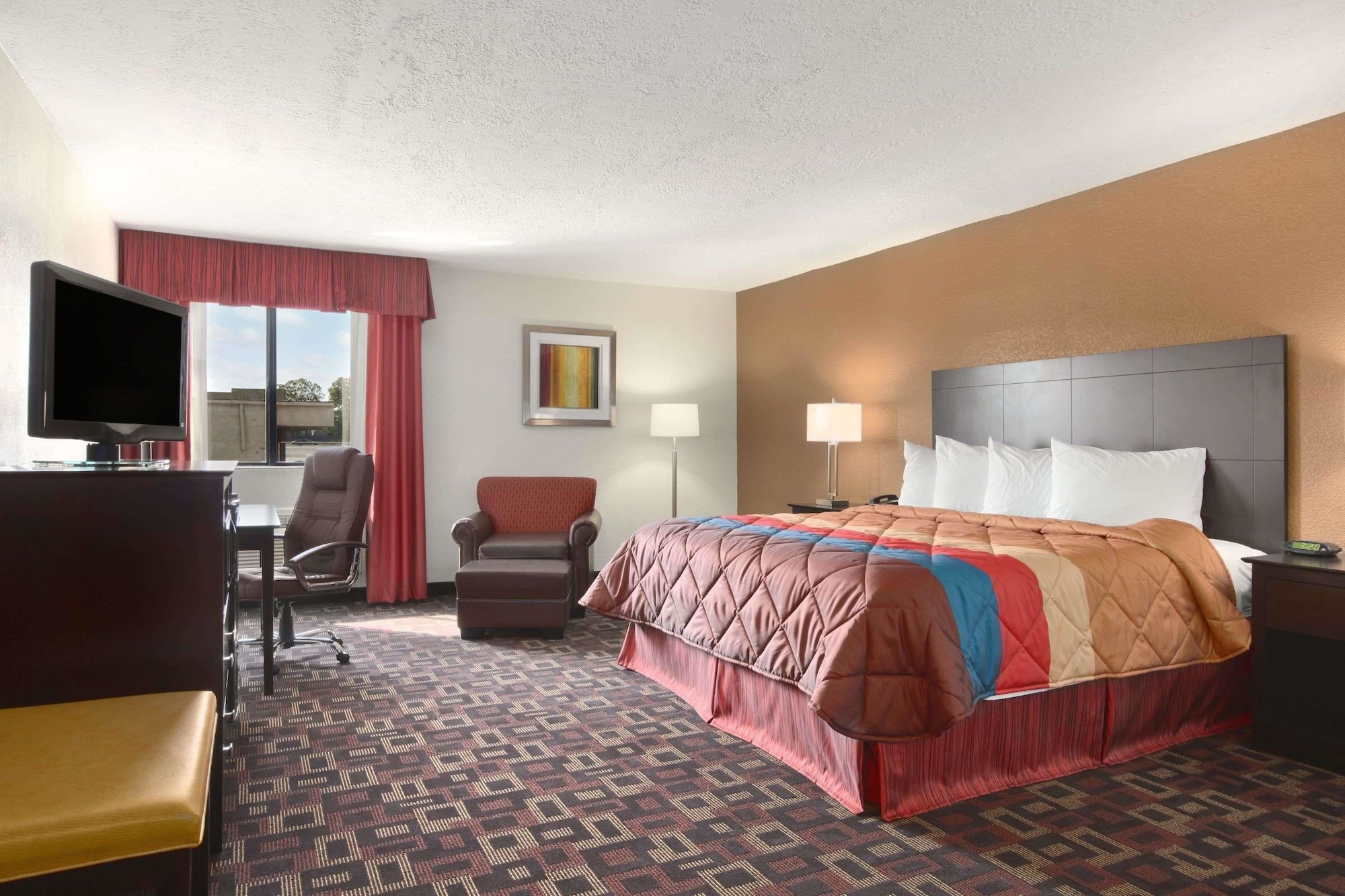 Ramada by Wyndham Tulsa - photo 3