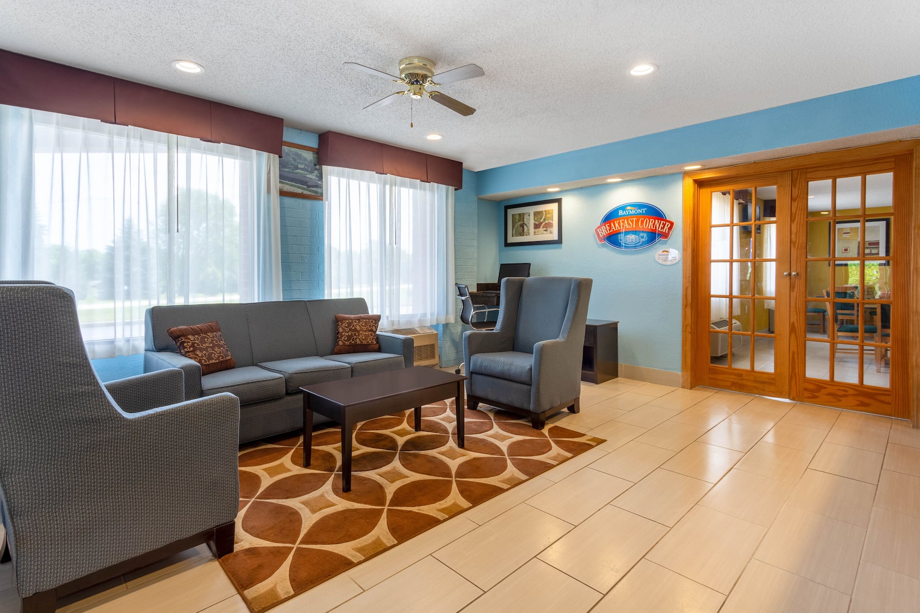 Baymont by Wyndham Harvard - photo 4