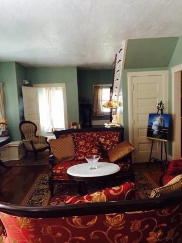 Parrish Grove Inn - photo 26