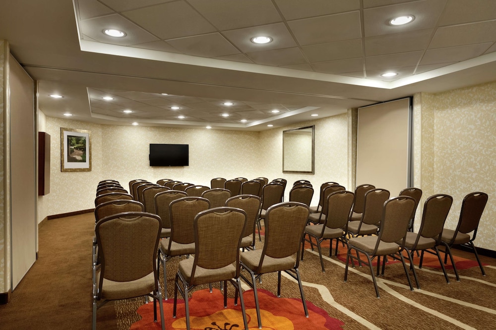 Hilton Garden Inn Rochester Pittsford - photo 47