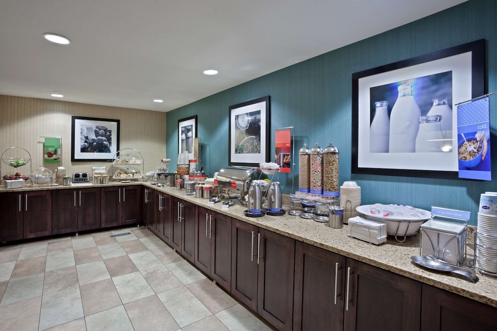 Hampton Inn North Sioux City - photo 30