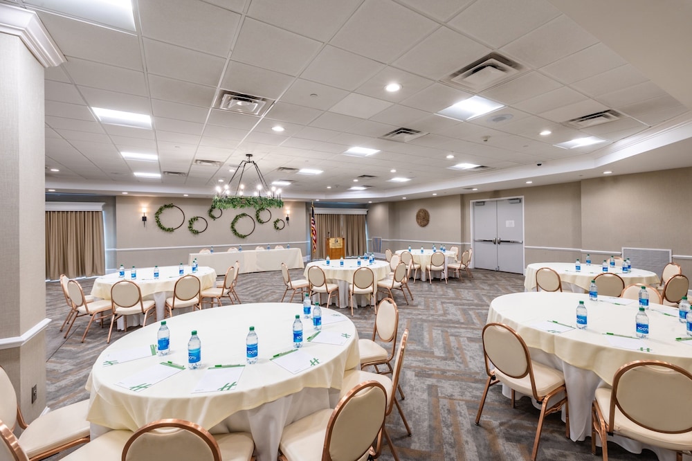 Holiday Inn Manahawkin Long Beach Island by IHG - photo 98