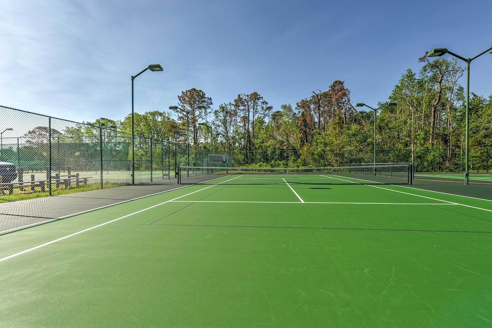 Pool Tennis & Gym: Resort Condo in Hilton Head - photo 29