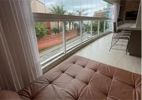 Apart . deck vista mar. até 4 pessoas 70m da praia