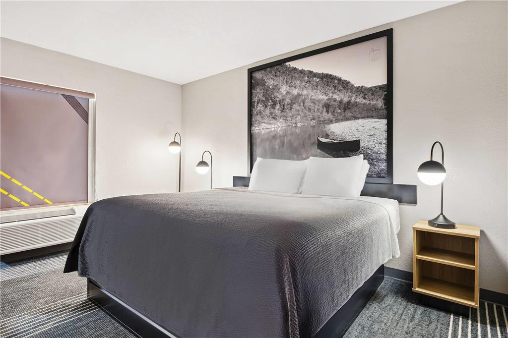Super 8 by Wyndham Harrison AR - photo 24
