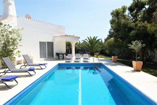 Casa Trinidade — 4-Star Luxury Hotel in Carvoeiro, Portugal