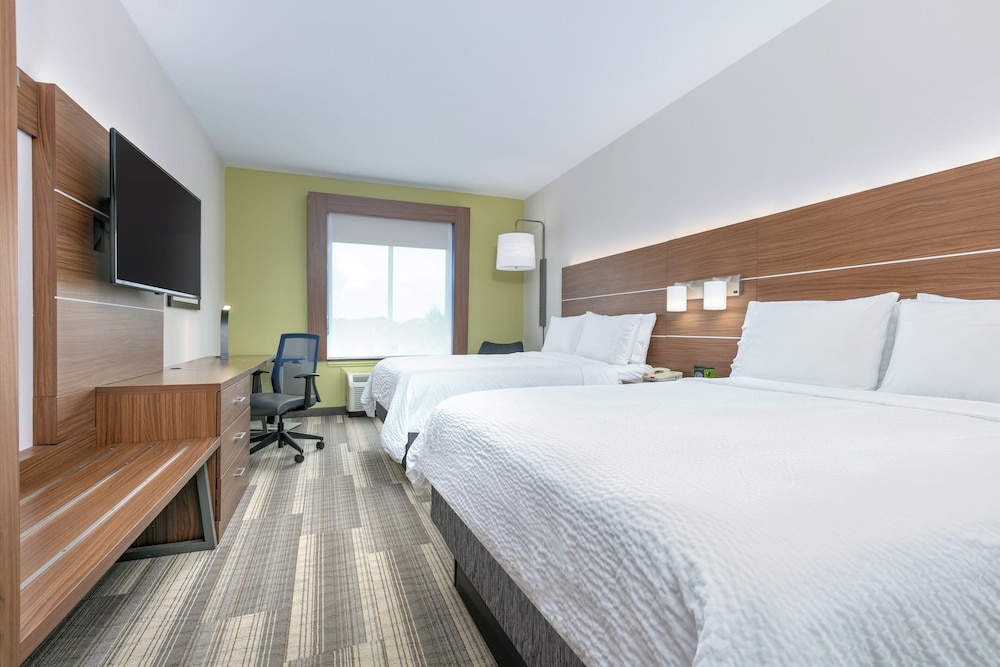 Holiday Inn Express Hotel & Suites Clute Lake Jackson by IHG - photo 21