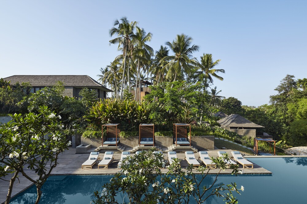 Nirjhara — 5-Star Luxury Hotel in Tabanan, Indonesia
