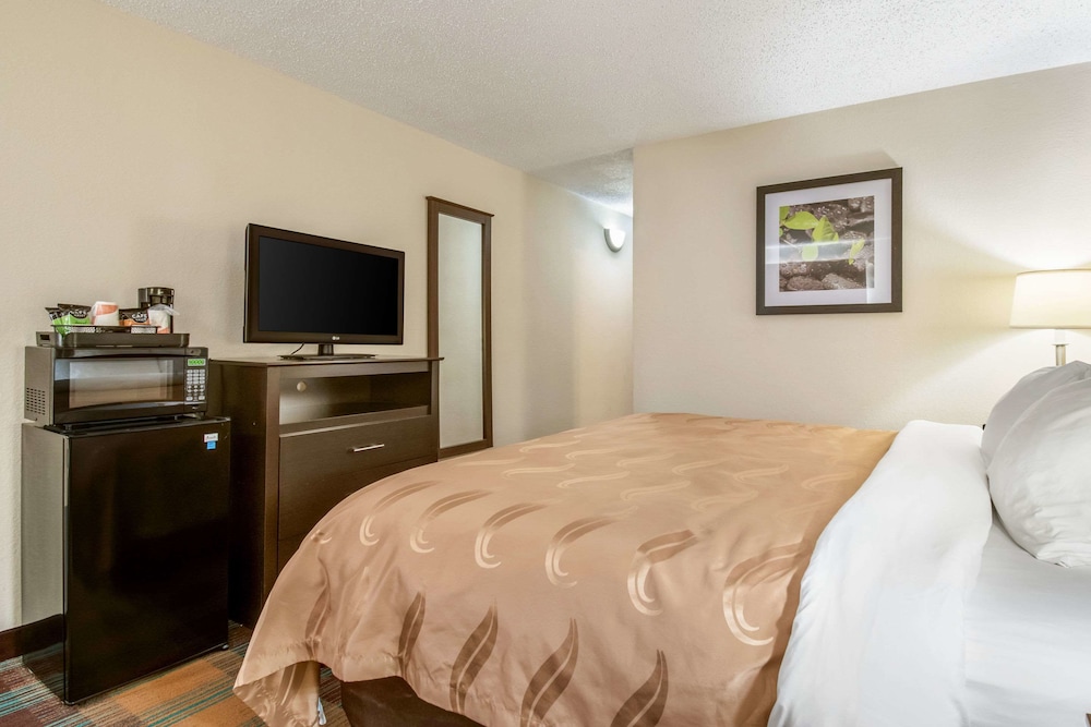 Quality Inn Bloomsburg - photo 16