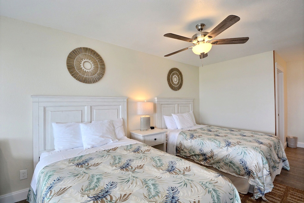 Lighthouse View Oceanfront Lodging - photo 7