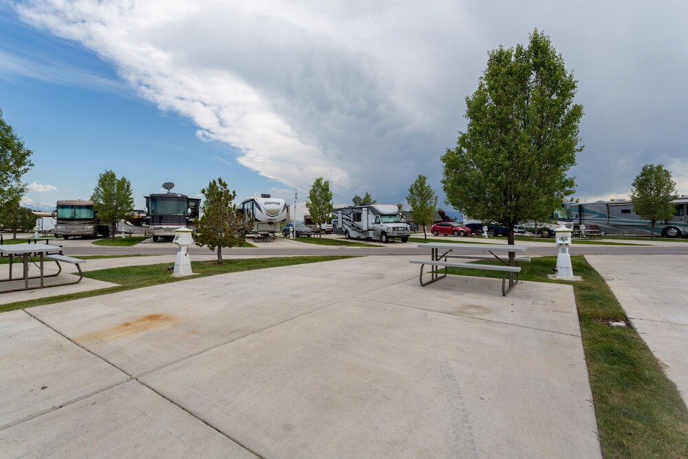 Pony Express RV Resort - photo 5