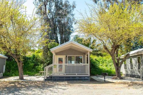 Jellystone Park Tower Park Resort in Lodi, United States