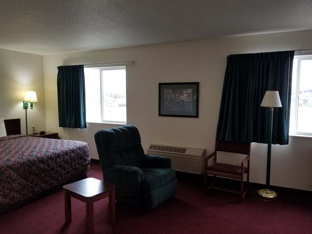 Bilmar Inn & Suites Dell Rapids Near Sioux Falls - photo 9