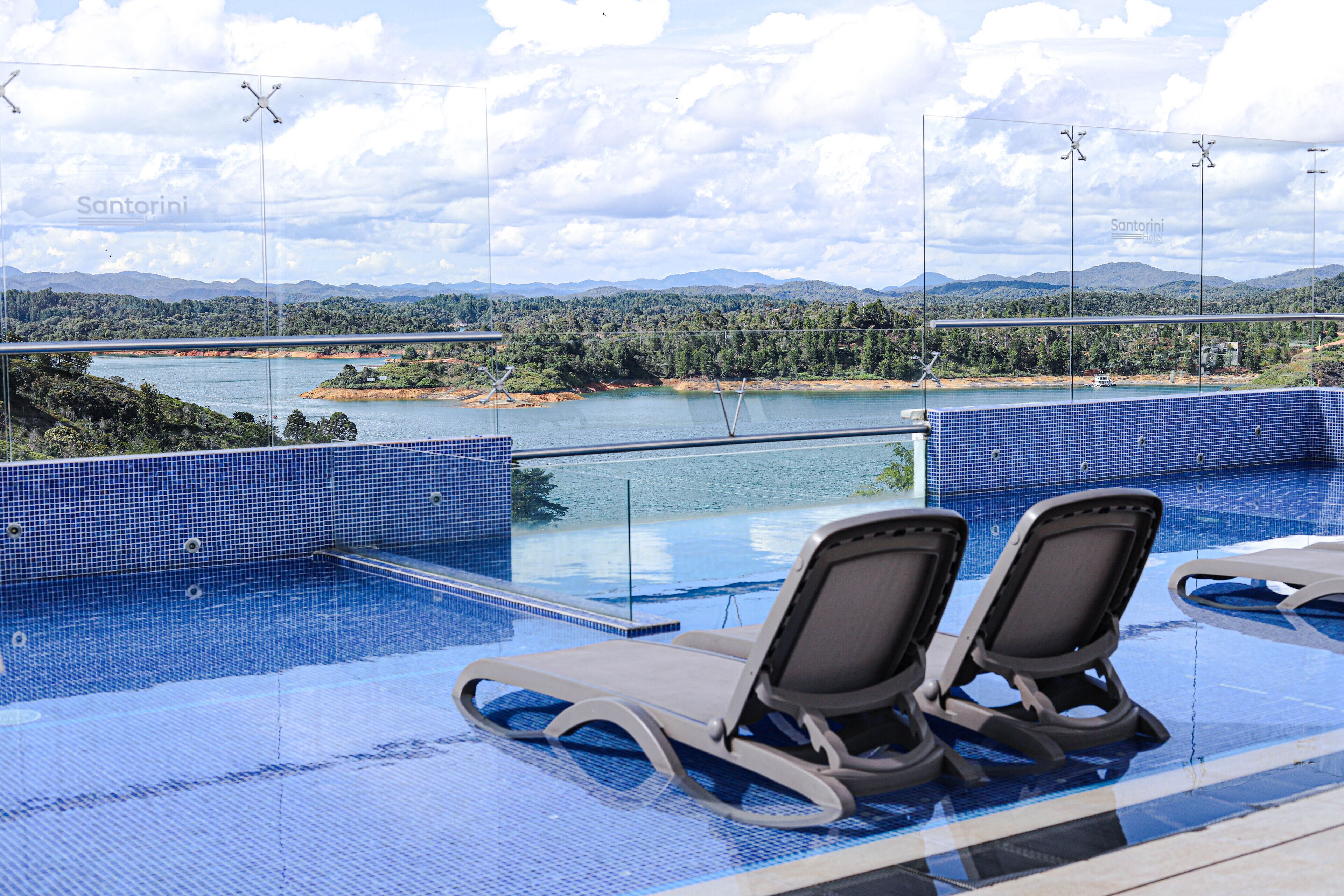 Hotel Santorini — hotel in Guatape