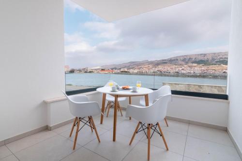 CROWONDER Luxury Pag New Apartments with Seaview — 4-Star Luxury Hotel in Pag, Croatia
