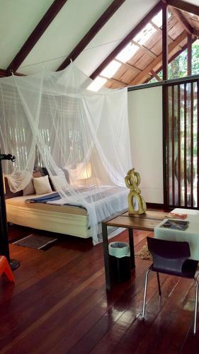 Mar Verde Lodge — 4-Star Luxury Hotel in Puerto Viejo De Talamanca, Costa Rica