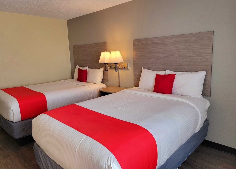 Rockview Hotel Castle Rock Downtown - photo 8
