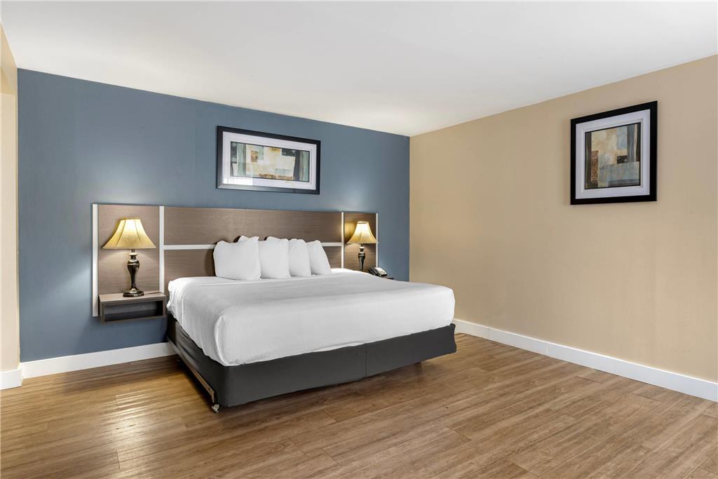 Quality Inn Niagara Falls Blvd - photo 24