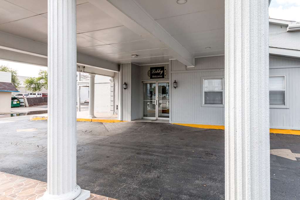 Studio 6 San Antonio TX Fort Sam Houston Area - photo 4