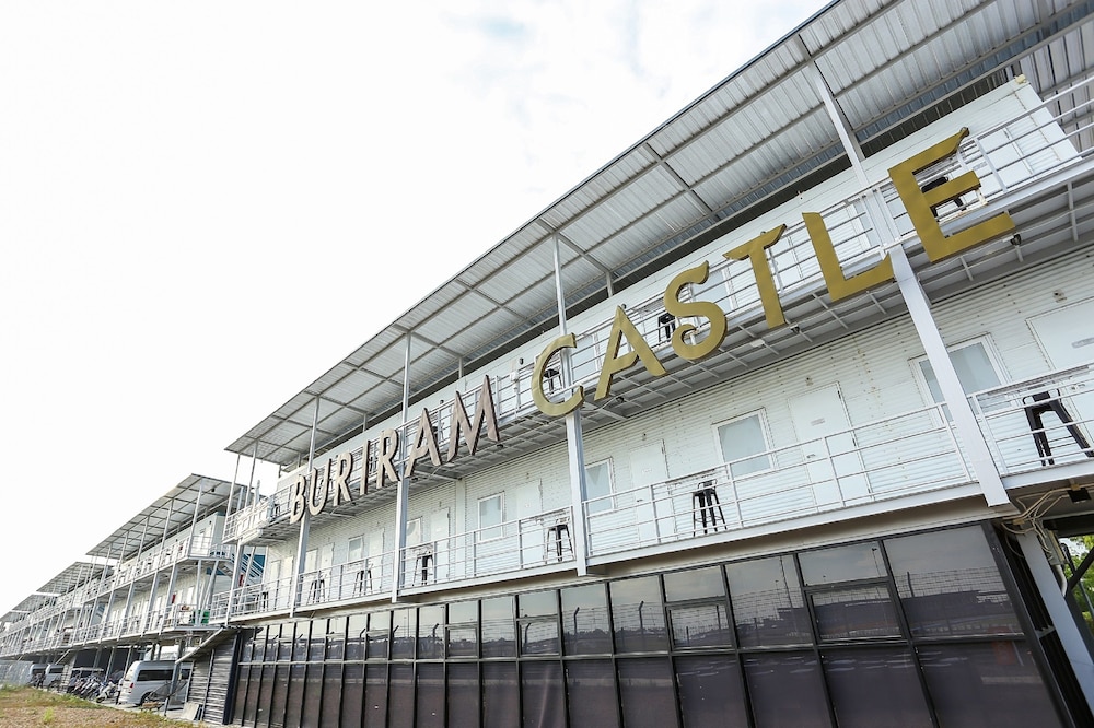 Bric Box Hotel Buriram — Buri Ram