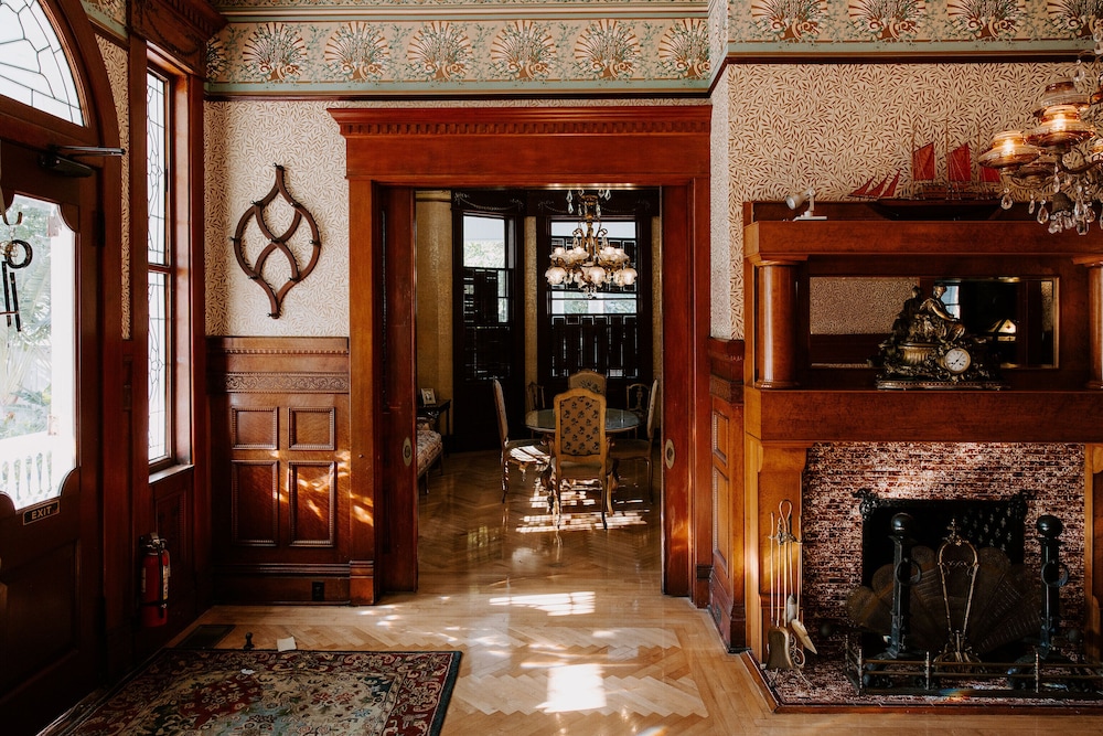 Amsterdam's Curry Mansion Inn - photo 61
