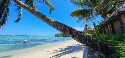 Kintana Lodge — 4-Star Luxury Hotel in Ambodifotatra, Madagascar