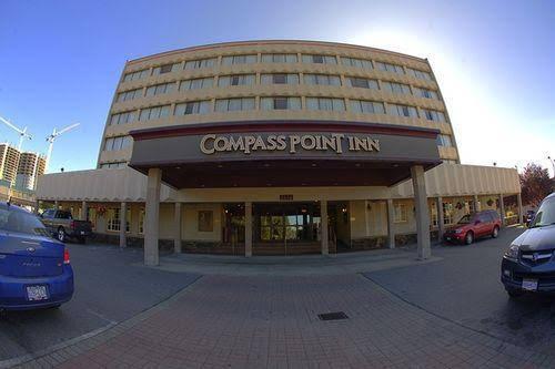 Compass Point Inn in Surrey, Canada