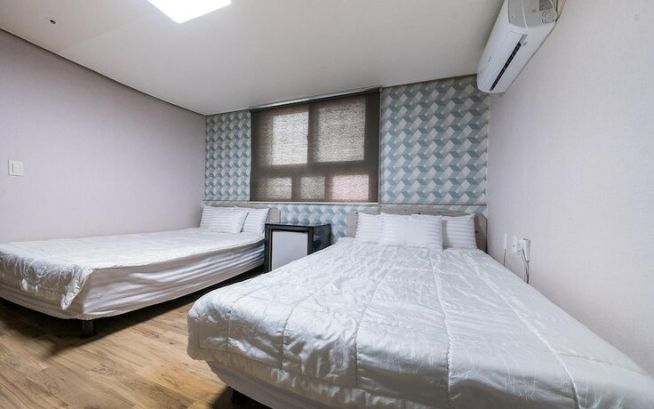 Sokcho Maldives in Sokcho, South Korea