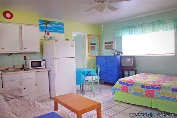 Angelfish Inn - photo 5
