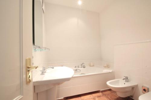 Benendikenwai 5 — 4-Star Luxury Hotel in Keitum, Germany