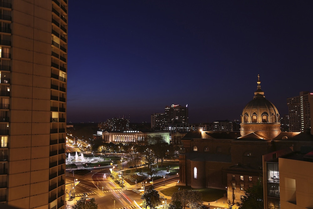 The Windsor Suites - photo 64