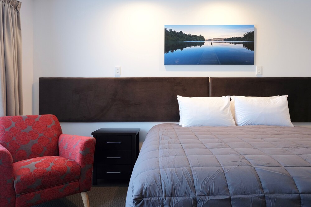 Stopforths Premium Accommodation in Hokitika, New Zealand