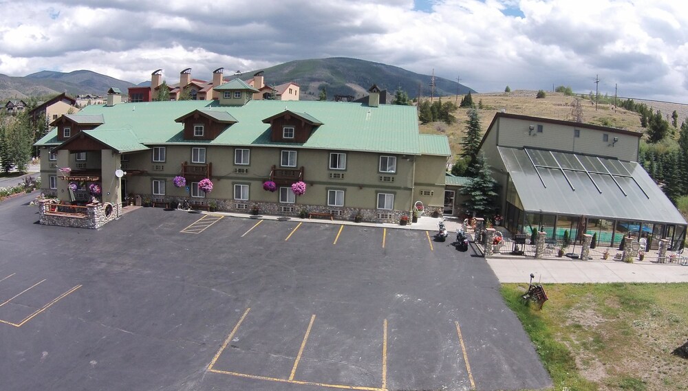 Dillon Inn - photo 21