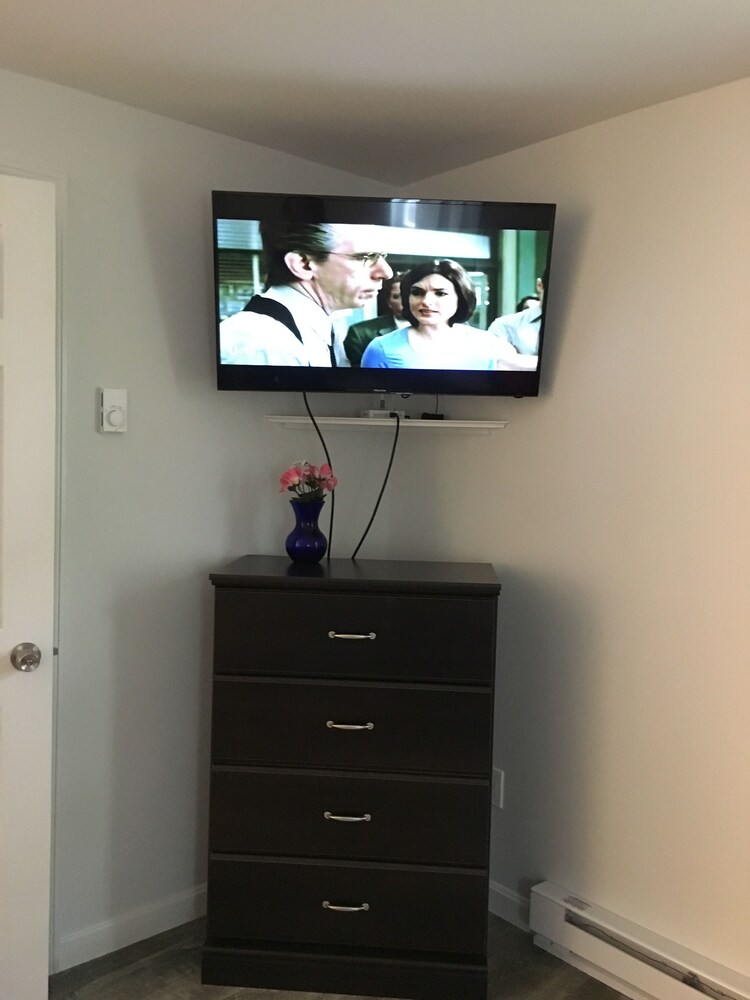 Emerald Isle Motel - photo 9