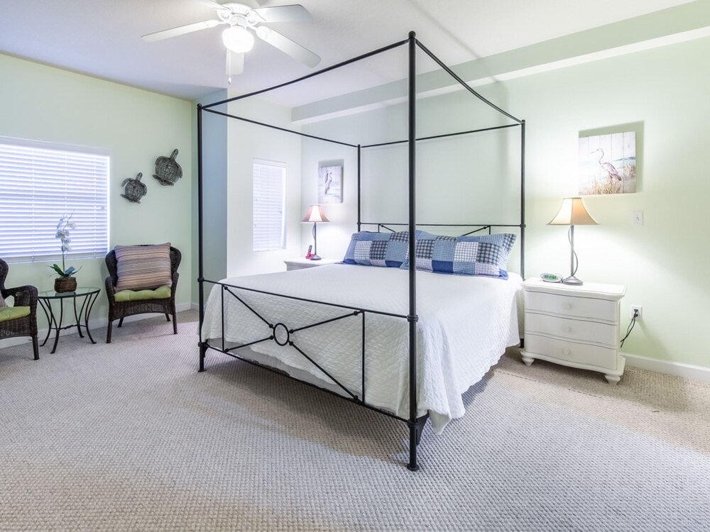 Pelican Isle 606 by RedAwning - photo 21