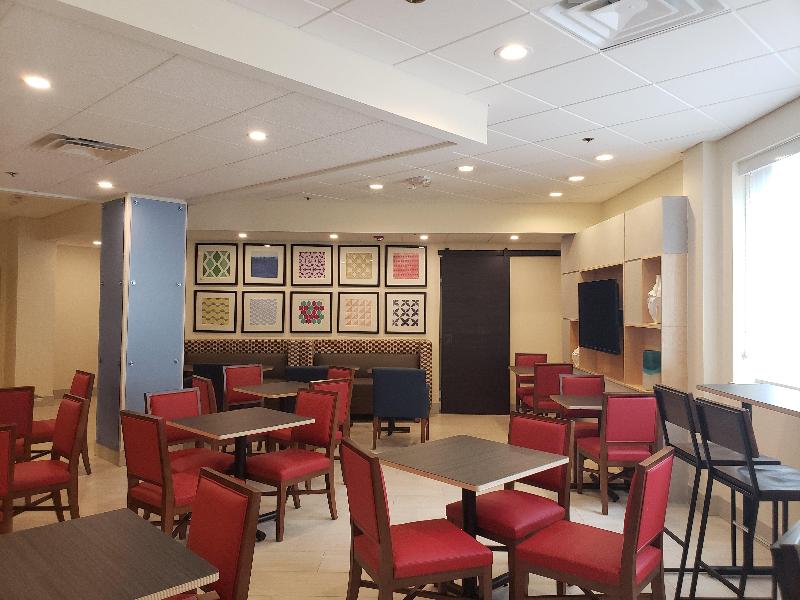 Holiday Inn Express Blowing Rock South by IHG - photo 68