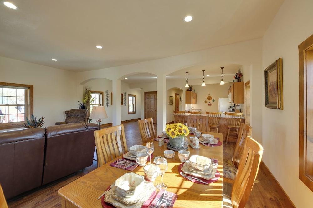 Mcjuggers Loft Walk To Lake Park Restaurants — 4-Star Luxury Hotel in Sheboygan, United States