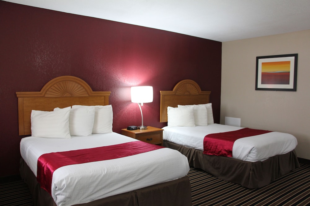 Westbridge Inn and Suites - photo 13