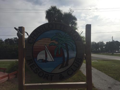 Charlotte Bay Resort - photo 10