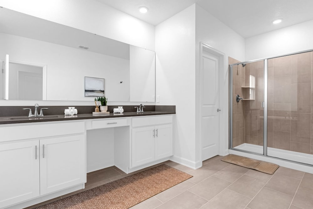 Upstay Modern Luxury Home w Pool Spa Resort - photo 21