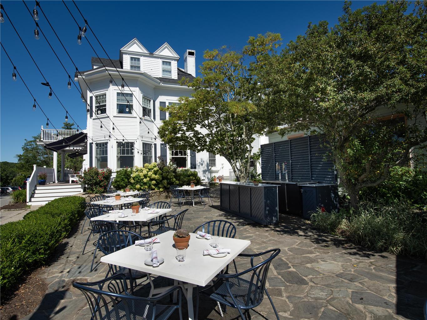 Kennebunkport Inn - photo 6