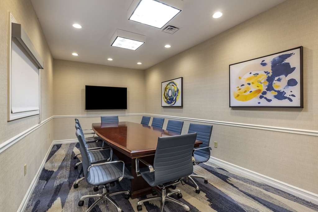 Comfort Inn & Suites East Greenbush Albany - photo 32