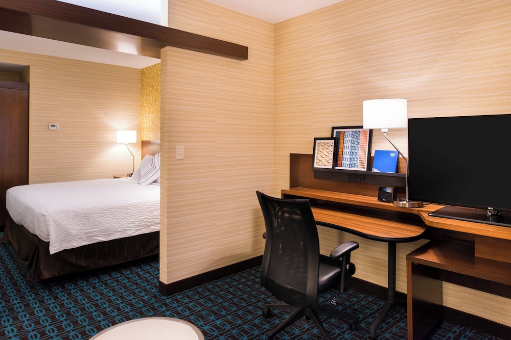 Fairfield Inn & Suites Utica - photo 12