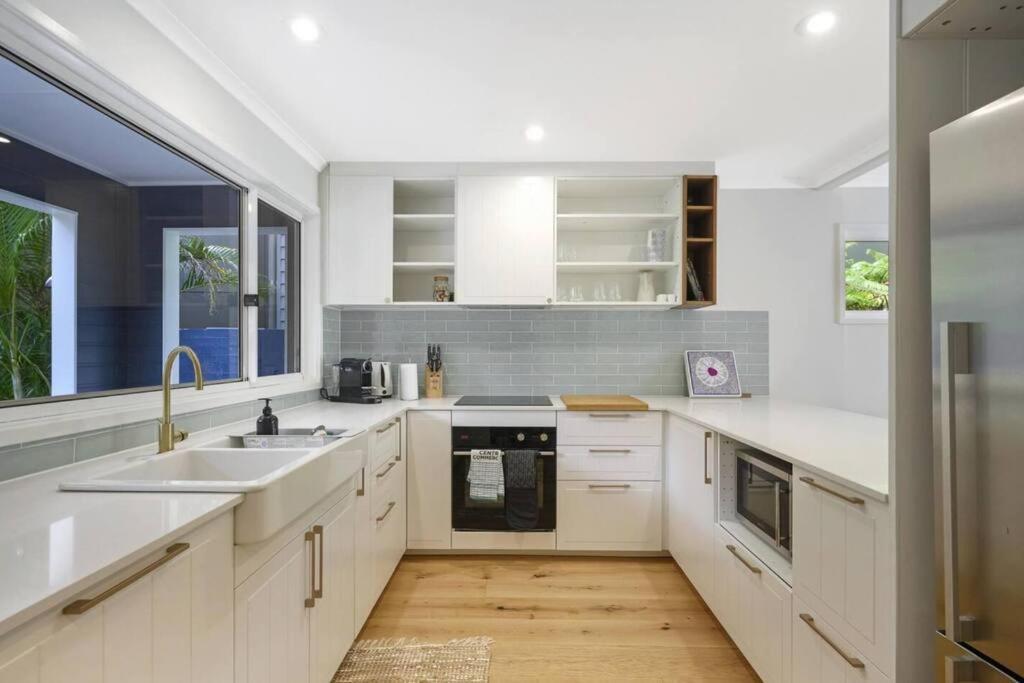 Family Friendly Beach House 5mins Walk To the Beach — Macmasters Beach — photo 5