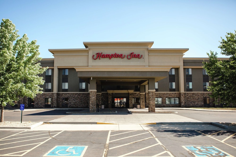 Hampton Inn Mitchell - photo 25