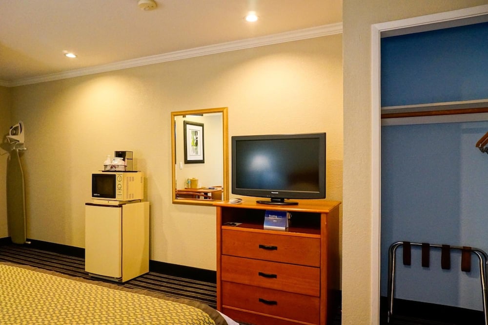 Hotel Parmani - photo 19