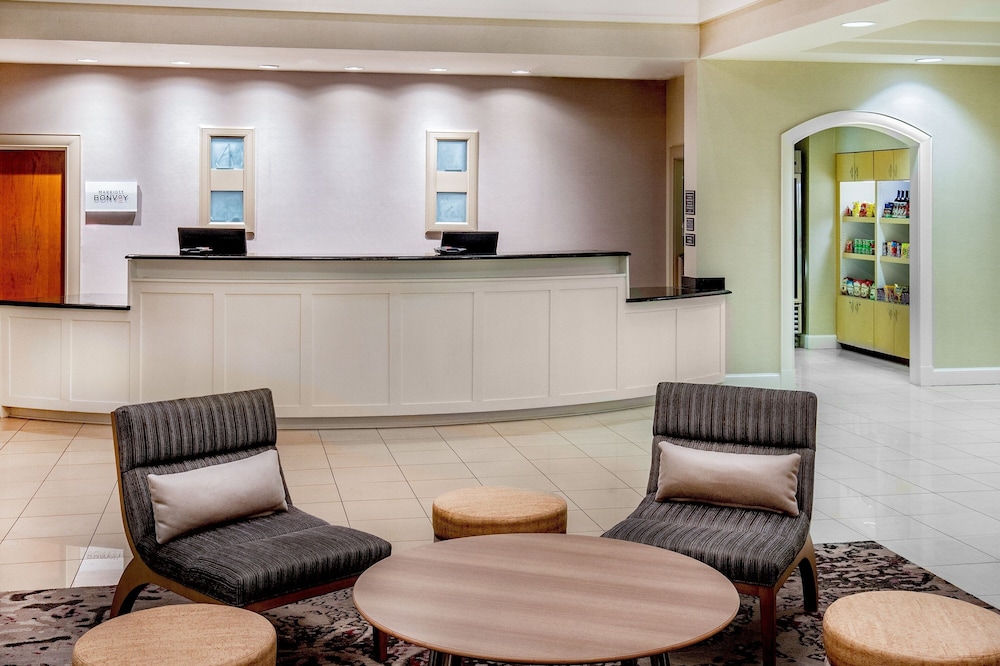 Residence Inn by Marriott Chesapeake Greenbrier - photo 6