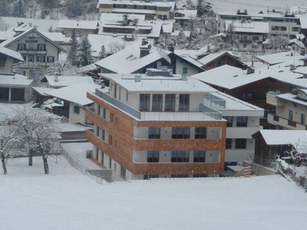 Apart Mountain Lodge Mayrhofen — 4-Star Luxury Hotel in Mayrhofen, Austria
