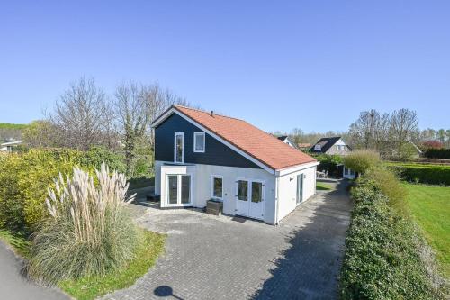 Villa NovaTerra Zeewolde — 4-Star Luxury Hotel in Zeewolde, Netherlands