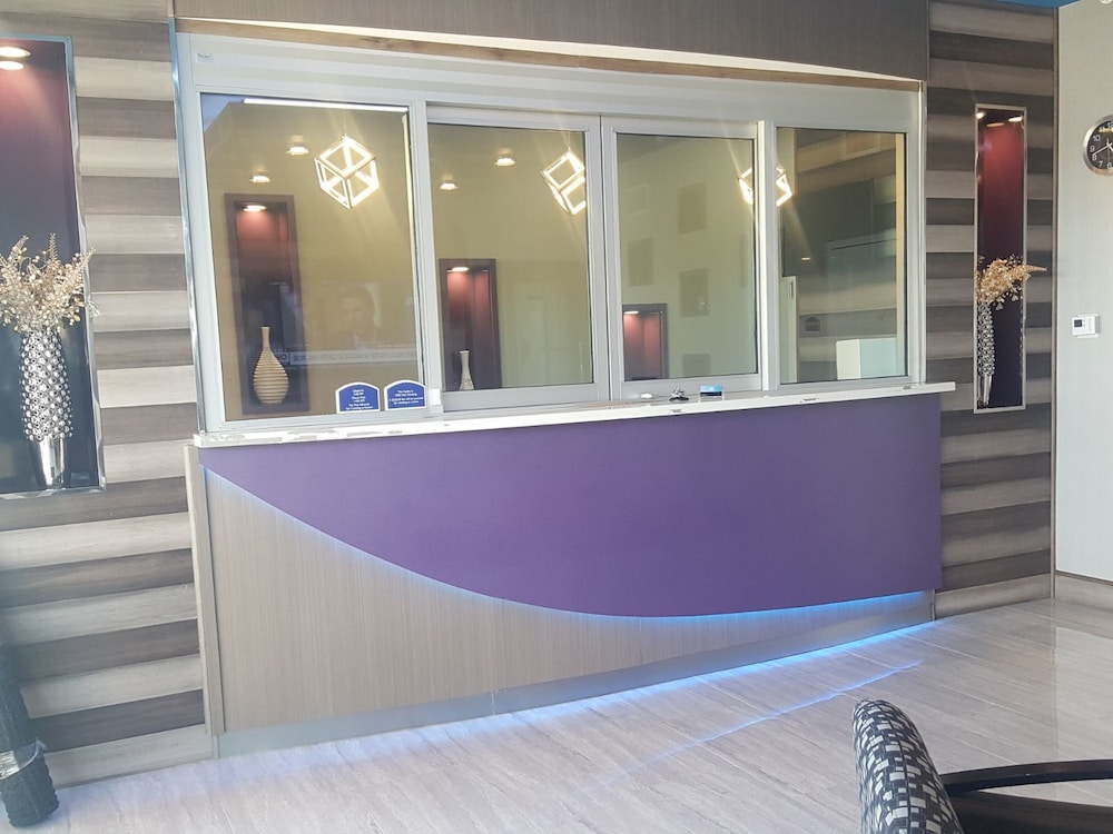 Hotel Blue Woodlands - photo 9
